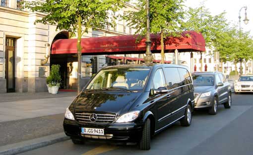 Viano.Adlon_